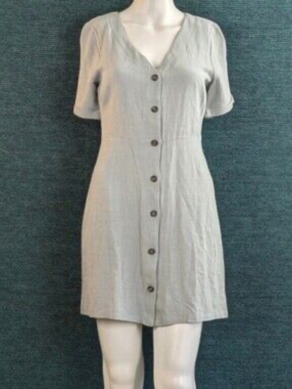 One ❤️ Clothing button down shift - Picture 2 of 3